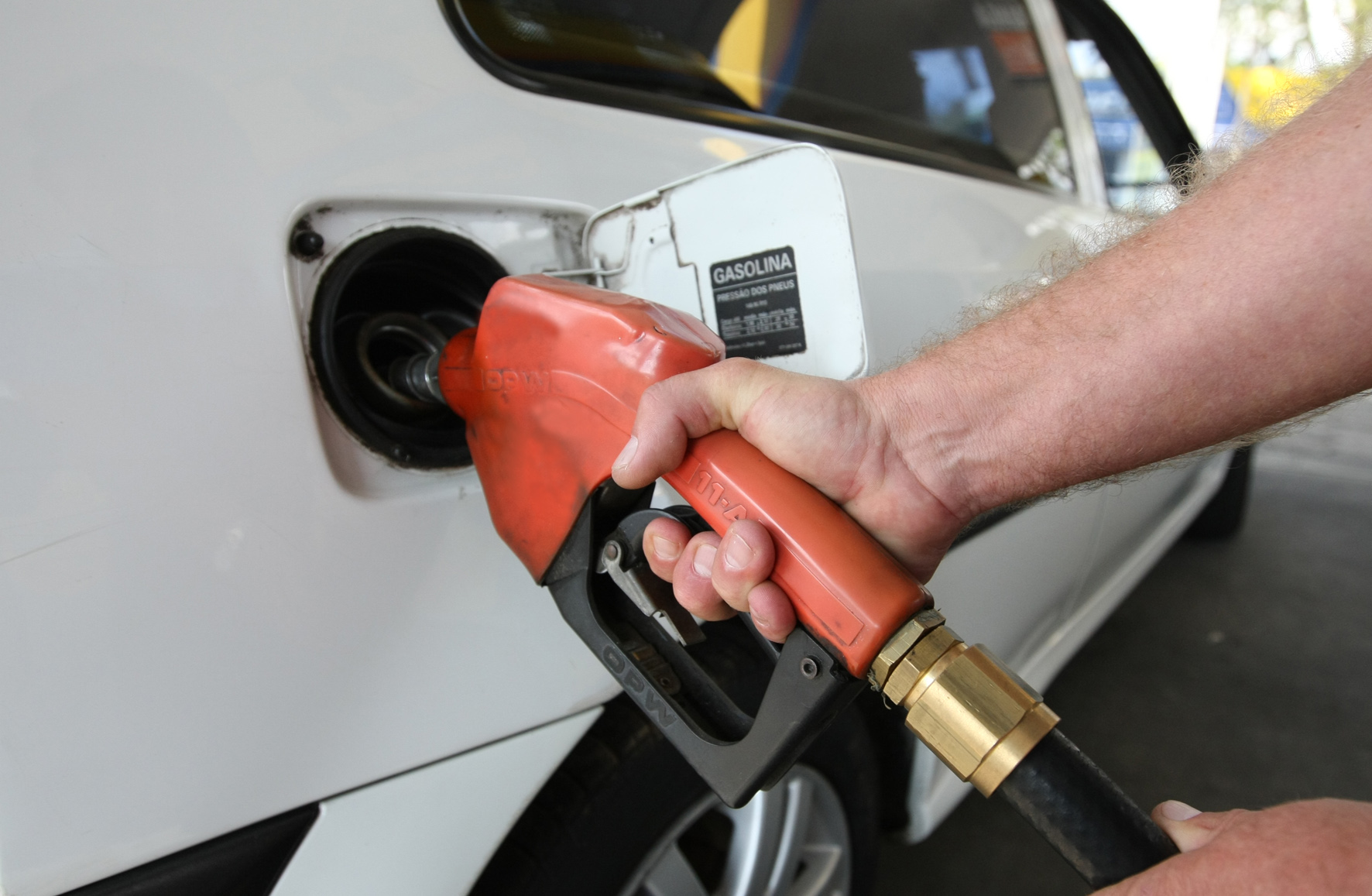 Petrobras reduz preços do diesel (5,1%) e gasolina (1,4%) nas refinarias