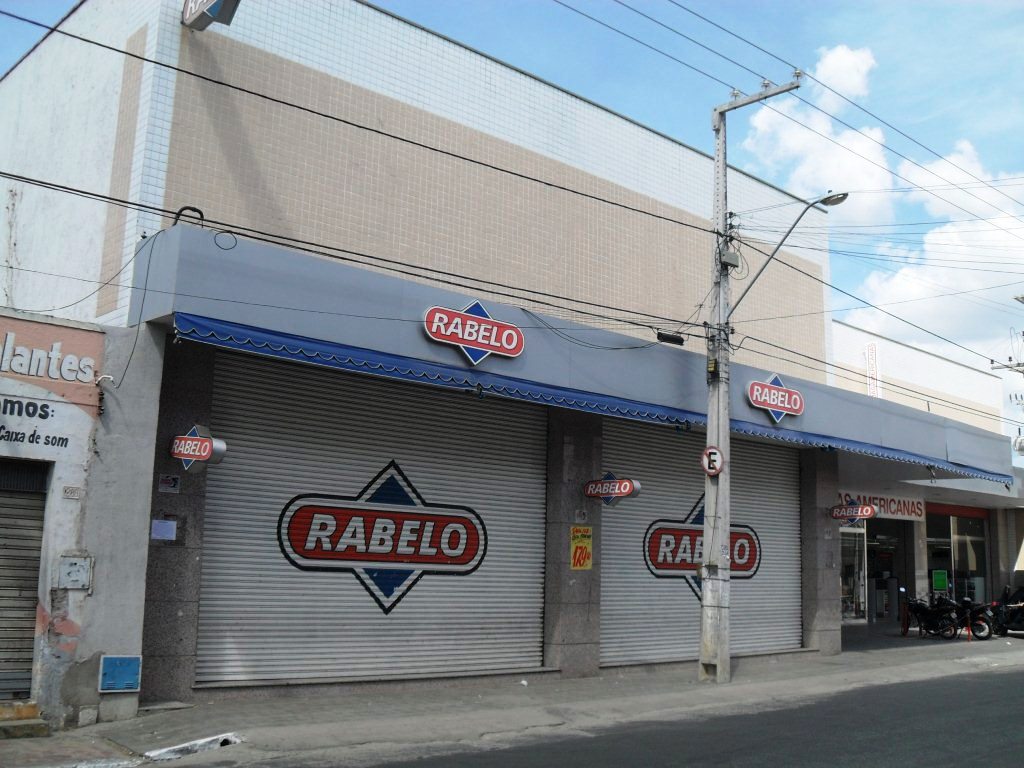 Nova empresa será instalada em prédio antes ocupado pela loja Rabelo, em Quixadá, e oferecerá mais empregos