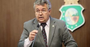Deputado Tomaz Holanda deixará PMDB e ingressará no PPS; grupo ligado a Rômulo Coelho também deve migrar
