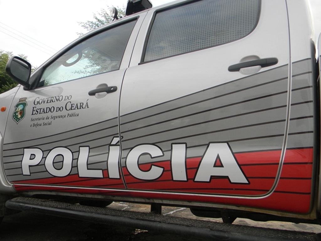 Assaltante atira em vítima de assalto na estrada de acesso ao Distrito de Tapuiará, em Quixadá