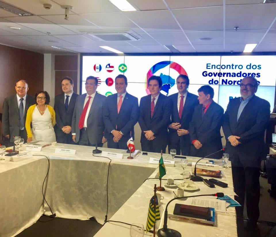 Governadores do Nordeste assinam carta cobrando apoio do Governo Federal