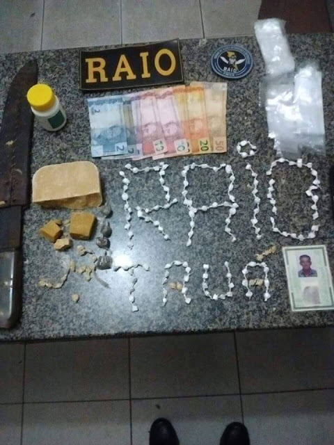 BPRaio prende idoso de 74 anos acusado de tráfico de drogas; a casa do ancião servia como boca de fumo