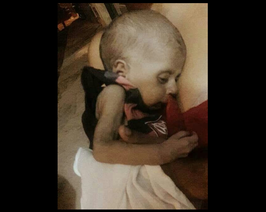 Bebê recém nascido em Quixadá com desnutrição e anemia graves precisa da sua ajuda para continuar vivendo