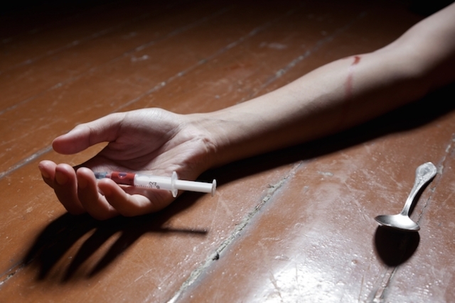 Juíza recebe denúncia contra acusado de provocar morte da namorada por overdose de morfina