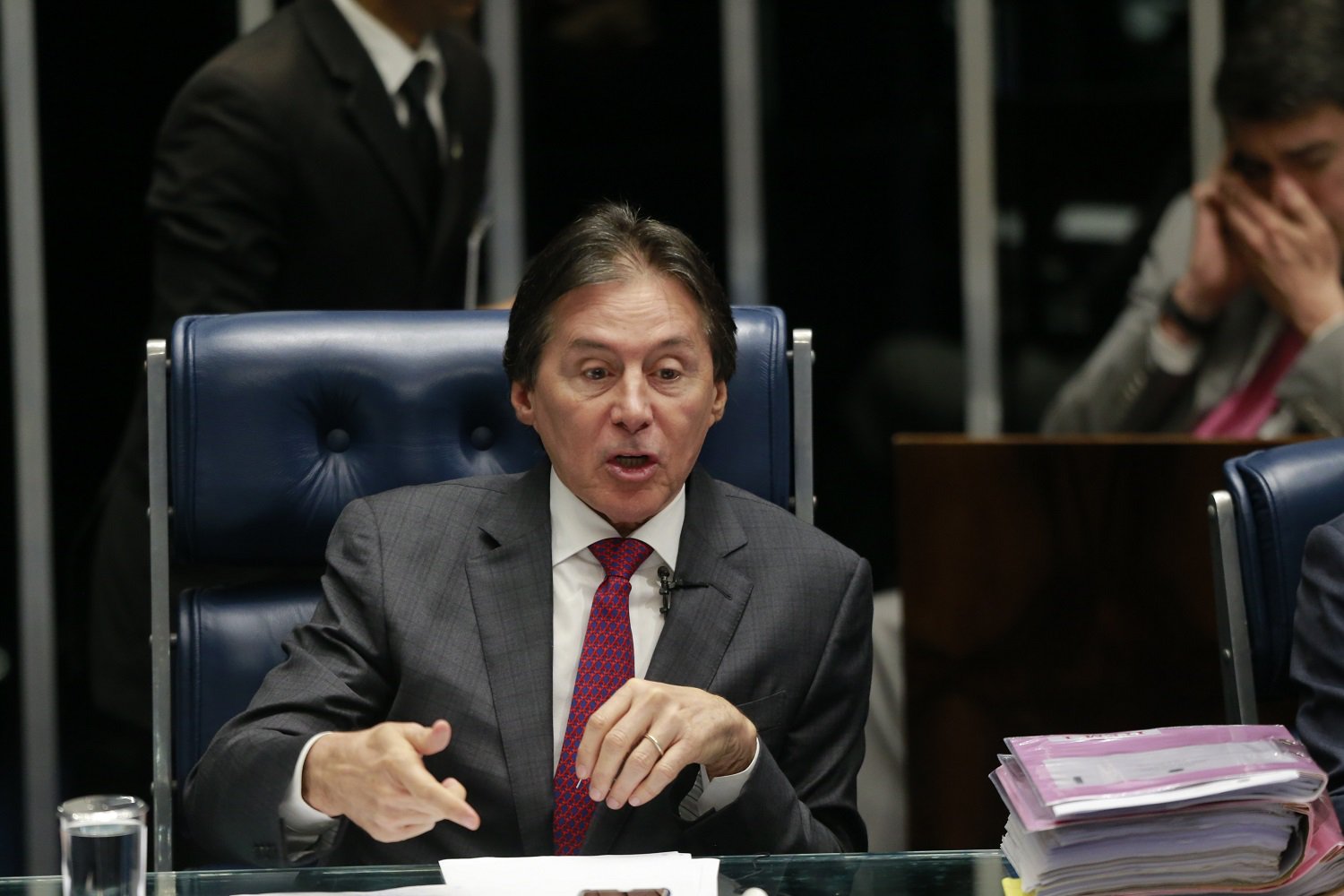 PSDB pede anulação da candidatura de Eunício Oliveira ao Senado por fraude em pesquisa eleitoral