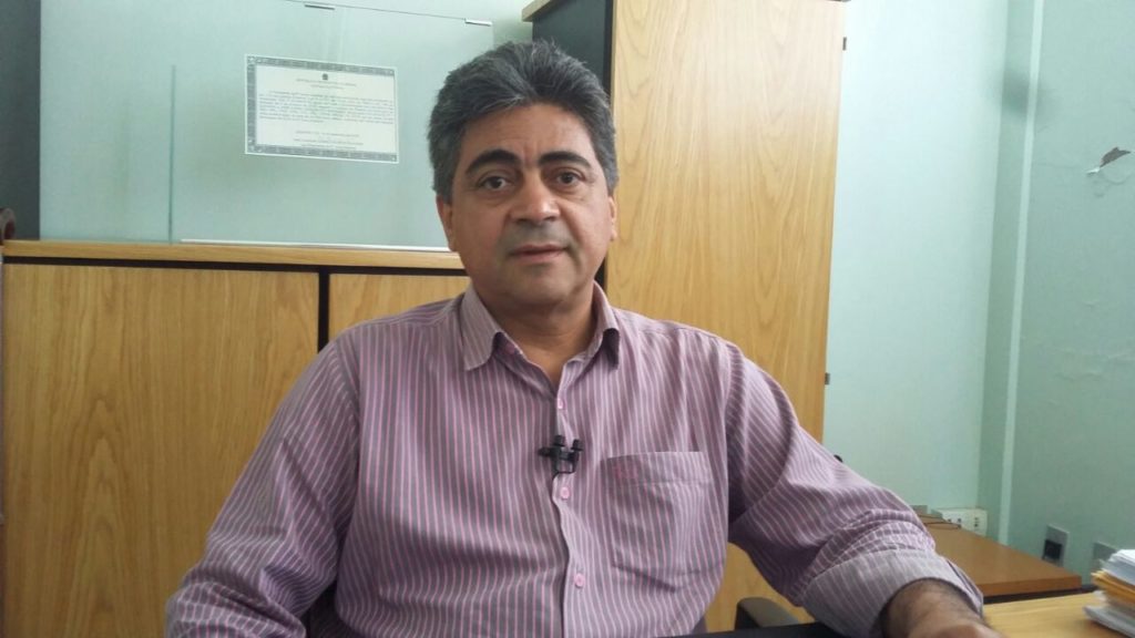 ‘Eles torcem que eu morra’, diz Ilário sobre agentes do PMDB de Quixadá, ao comentar aluguel de carro blindado