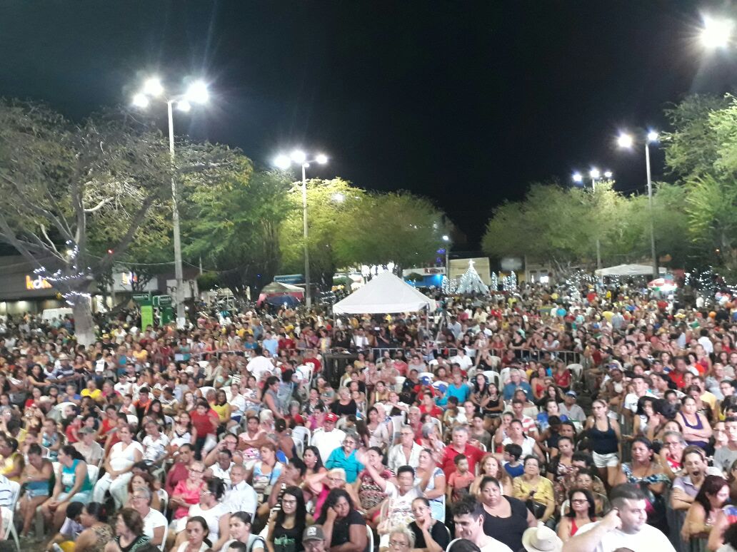 Confira o resultado oficial do sorteio em Quixadá das 1.454 casas do Residencial Rachel de Queiroz