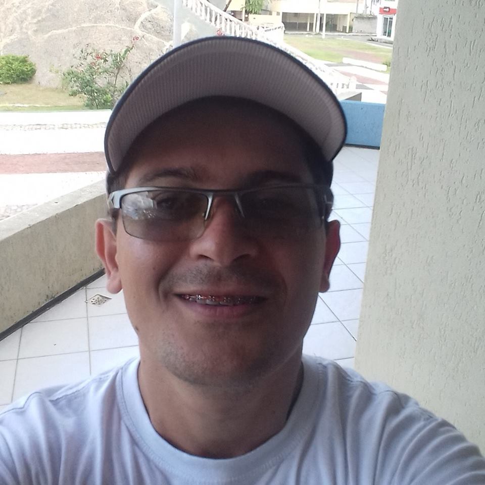 Carlos Clayton pode ir, por aclamação popular, da exoneração ao comando da secretaria de Cultura