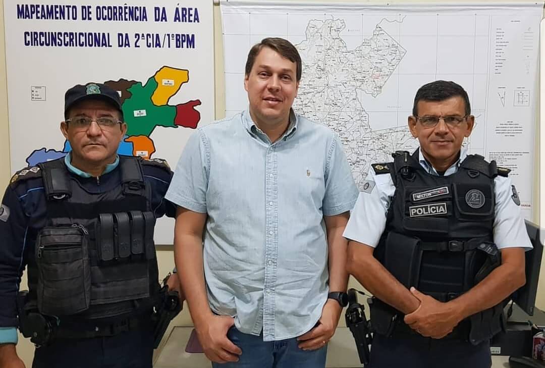 ‘Quixadá vai ter carnaval sim, e grande’, diz secretário de turismo após reunião com a PM