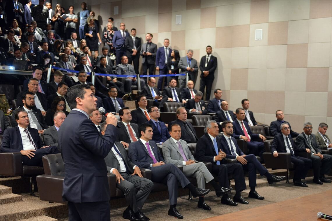 Ministro Moro diz que situação no Ceará “está controlada”