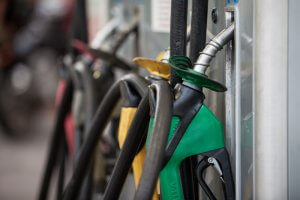 Governo eleva mistura de etanol na gasolina para 30% a partir de 1º de agosto