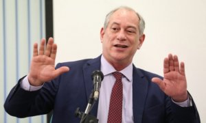 “Quem falar ‘fora Bolsonaro’ não conta comigo”, diz Ciro Gomes
