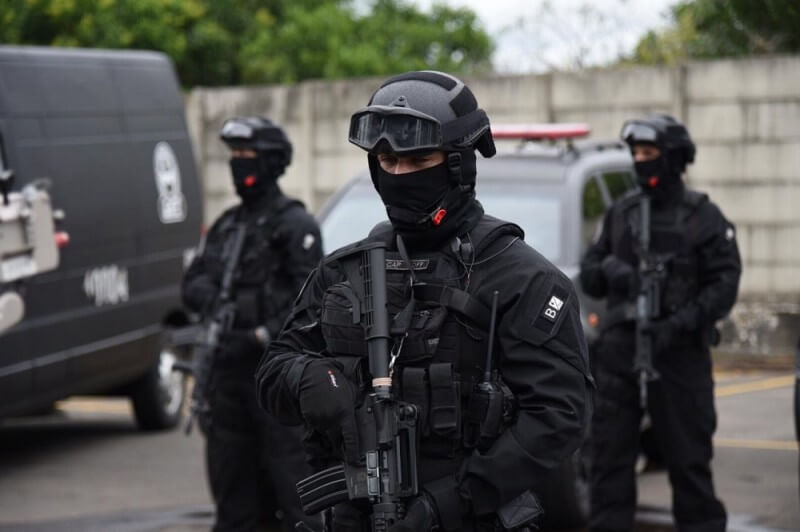 Após denúncias de torturas nos presídios, Ceará terá agentes penitenciários usando câmeras