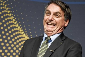 Deputados querem votar projeto que garante Bolsonaro elegível em 2026 e anistia total a tentativa de golpe
