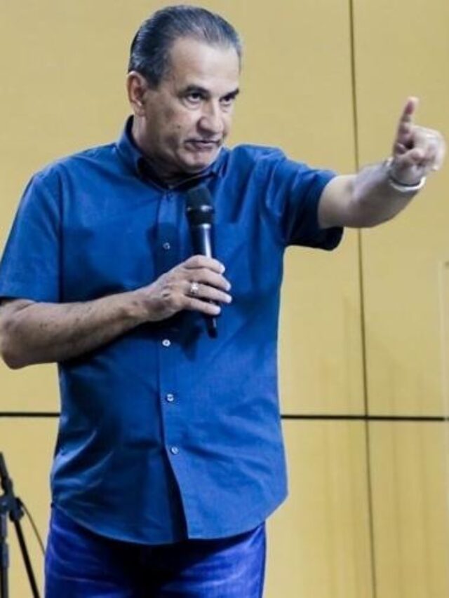 cropped-pastor-silas-malafaia-promove-culto-em-igreja-de-campo-grande-na-zona-oeste-do-rio-1584629834846_v2_900x506.jpg