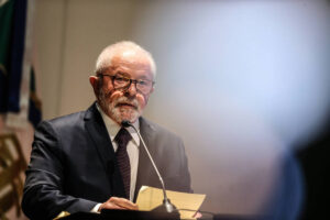 Apenas no Nordeste maioria acha que Lula merece mais uma chance em 2026