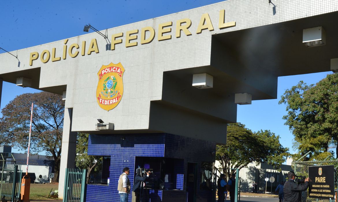 Operação Lucas 12:2 da PF investiga desvio de bens utilizando estrutura do Estado durante governo Bolsonaro