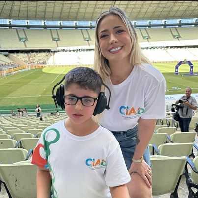 Quixadaense denuncia que seu filho com autismo foi agredido em escola nos EUA