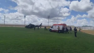 Bolsonaro é transferido de helicóptero para hospital após passar mal no interior do RN