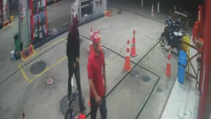 Veja imagens do assalto ao posto de combustíveis São Francisco, no Centro de Quixadá