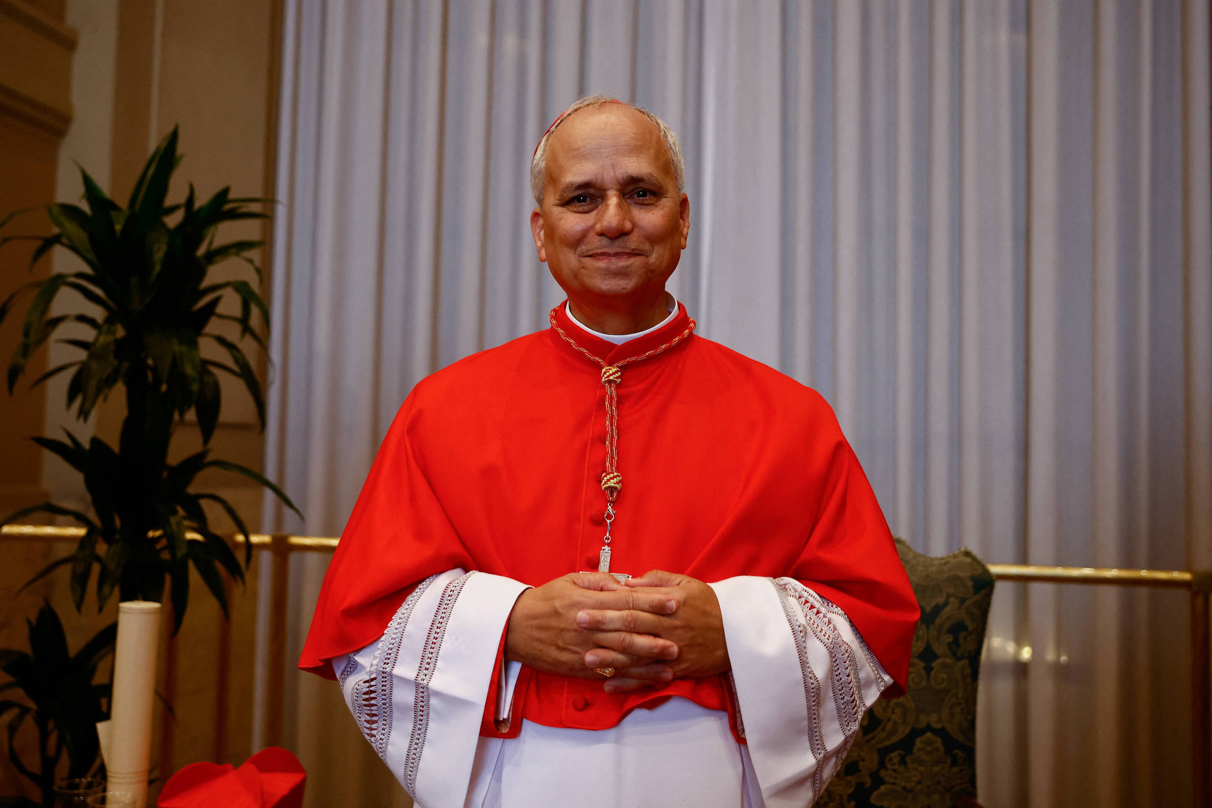 Robert Prevost, dos EUA, é eleito papa e escolhe o nome de Leão XIV