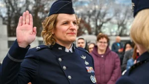 Trump ordena remoção compulsória de mil militares trans das Forças Armadas