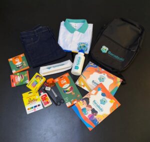 O exemplo que vem de Banabuiú: Município inicia distribuição de kits escolares para mais de 3 mil alunos