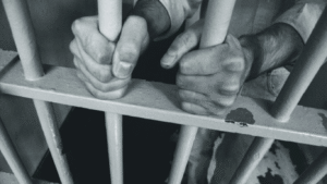 Justiça condena trio por tentativa de execução em Banabuiú ligada a dívida de R$ 12 mil; penas somam 60 anos de prisão