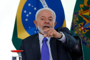 Lula dirá a Trump que o PIX é operação consagrada no Brasil e que não vai acabar