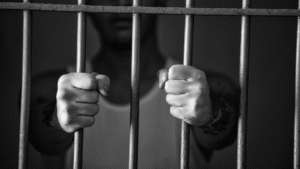 Comarca de Quixadá condena homem a 25 anos de prisão por tentar matar companheira a tiros no dia do aniversário dela