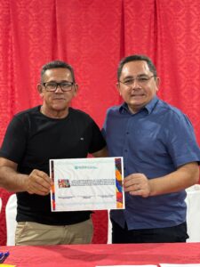Banabuiú reconhece artista de boneco como Mestre da Cultura e garante salário vitalício