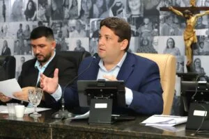 Presidente e vereadoras de Quixadá lideram campanha contra a violência à mulher