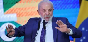 Governo Lula vai propor proibição de redes sociais para menores de 16 anos sem supervisão dos pais