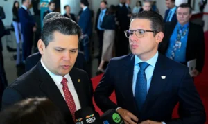 Davi Alcolumbre e Hugo Motta declaram guerra ao Governo Lula
