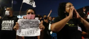 Negros têm 49% mais chance de serem assassinados no Brasil, aponta estudo da USP