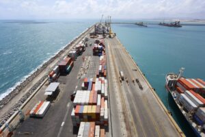 Ceará assume liderança nacional no crescimento das exportações em 2025