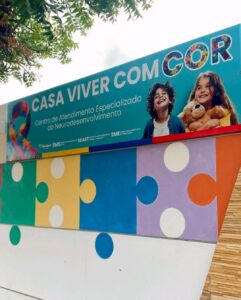 Casa Viver com Cor inicia atendimentos e amplia suporte a crianças neurodivergentes em Banabuiú