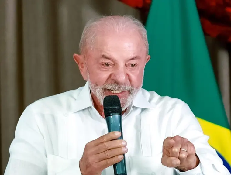 Lula anuncia Pix de até R$ 5 mil para MEIs